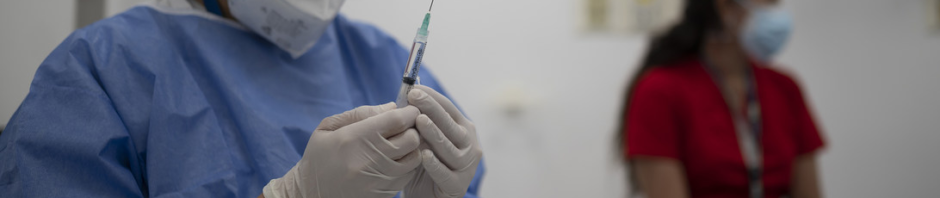 OPS advierte de vacunas falsas contra covid-19 que se venden por redes sociales en América Latina