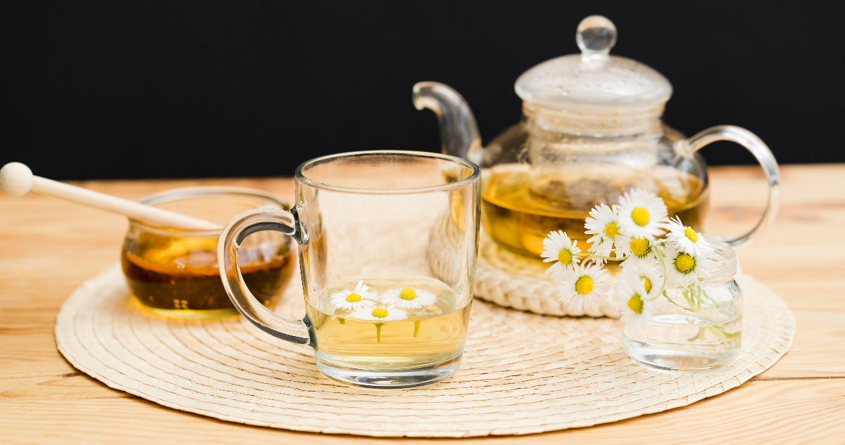 Las infusiones naturales que pueden aliviar el malestar estomacal en Fiestas Patrias